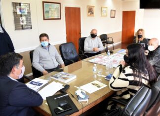 Comunas de la zona recibieron sus becas