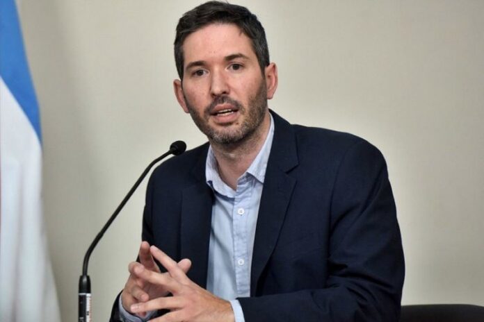 p8 - Analizan la suspensión de la presencialidad