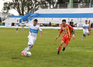 Sarmiento aprovechó los errores del Lobo y se llevó los tres puntos