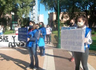 Se manifestaron los obreros, docentes y desocupados
