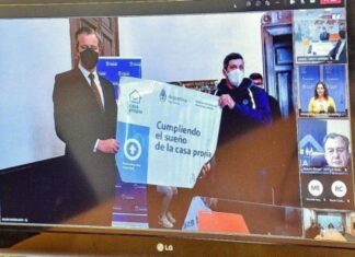 Entregaron créditos Procrear II