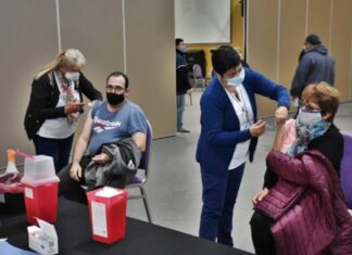 Mayores de 18 ya pueden inscribirse
