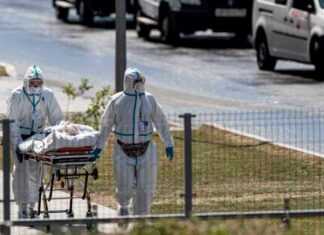 Más de cien países cierran sus fronteras por el Delta