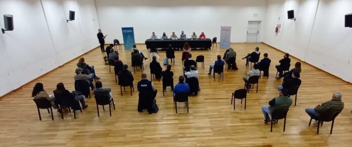 PÁGINA 2 REUNIÓN GOBIERNO Y SECTORES AVÍCOLAS