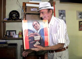 Se emite el especial del cantor Héctor Apeseche