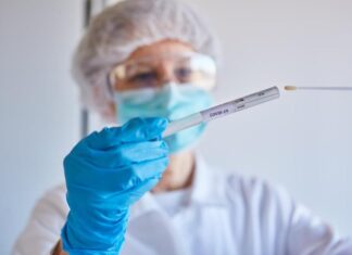 Los hisopados de otros 33 vecinos dieron positivo