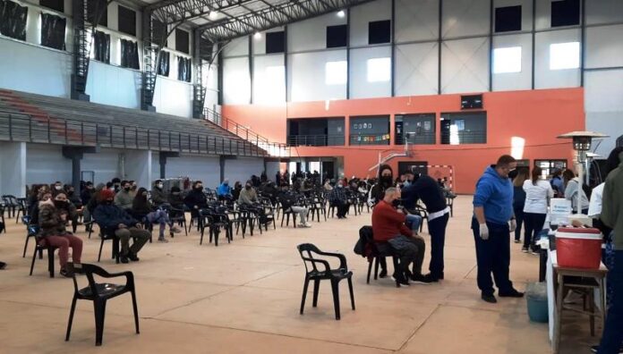 p4 - Disminuyó la inscripción de jóvenes para vacunarse