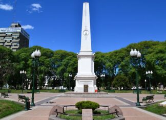 Vales de una noche de hotel gratis para turistas