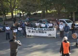 Los jubilados pidieron por un bono de emergencia