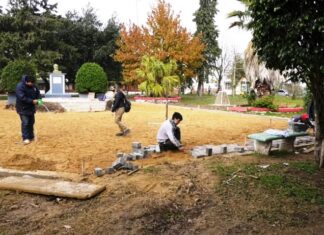 Licitan la compra de luminarias para la plaza Urquiza Urquiza