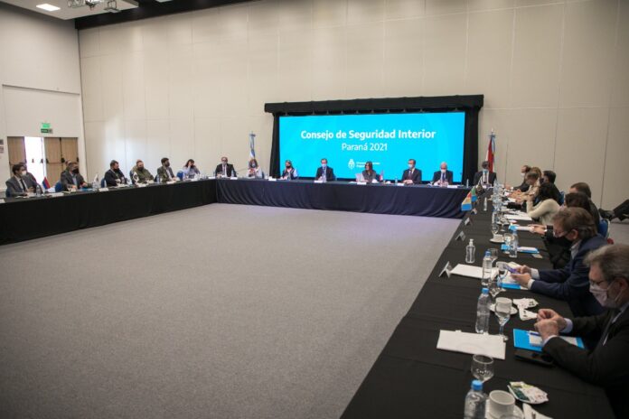 Frederic y Bordet inauguraron el nuevo Consejo de Seguridad Interior en Paraná 2