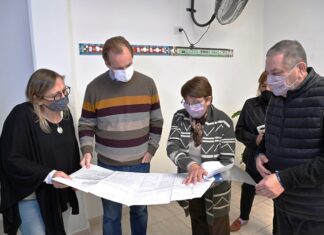 Bordet visitó un centro de jubilados de Paraná