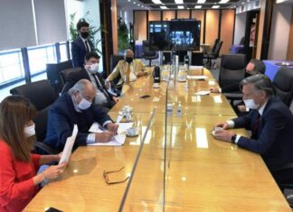 Comercio cerró con un aumento de 41 por ciento