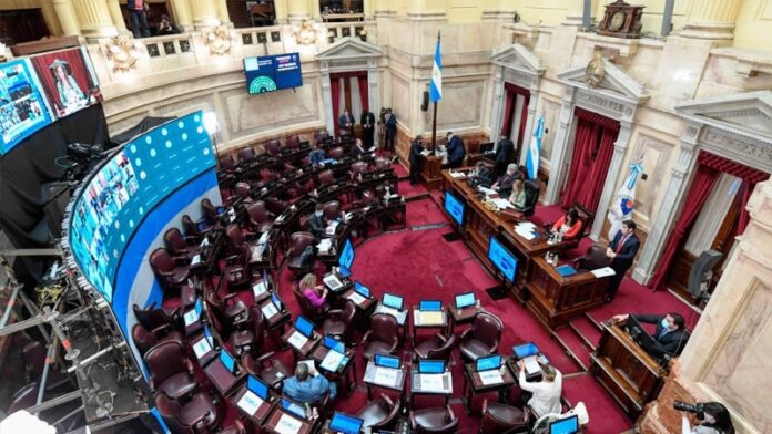 PÁGINA 9 RENOVACIÓN DE BANCAS