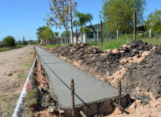 Construyen 8 mil metros de cordones cuneta en distintos barrios uruguayenses