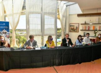 El gobernador Gustavo Bordet destacó el “equilibrio fiscal” de Entre Ríos