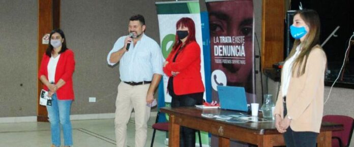 PÁGINA 8 CAPACITACIONES BECARIO