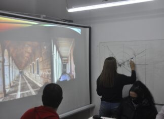 Inició un curso de Dibujo Urbano en la Escuela Municipal de Artes y Oficios
