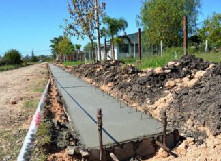 Construyen más cordones cunetas en los barrios