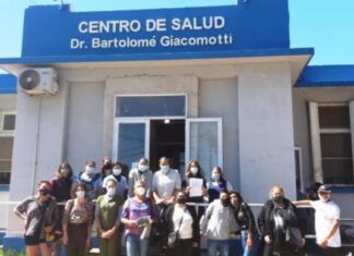 Una sentada de protesta en el Centro Giacomotti