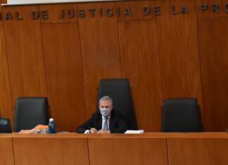 Funcionarias afirman la legalidad y vigencia de la contratación directa