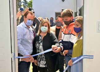Entregan residencias estudiantiles para un establecimiento rural