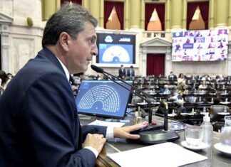 Massa: “Es tiempo de salir de la emergencia y crecer”