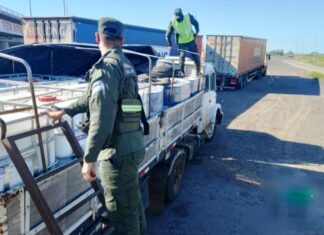 Incautaron 1600 litros de precursores químicos