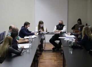 Continúan con la mesa de condiciones laborales