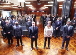 Continúa el conflicto por los precios congelados
