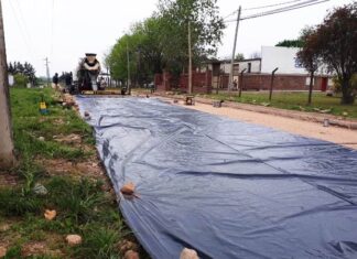 Parque industrial. Se inició el asfaltado de las calles internas