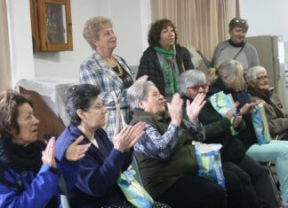 Agasajaron a las abuelas del Hogar San Vicente