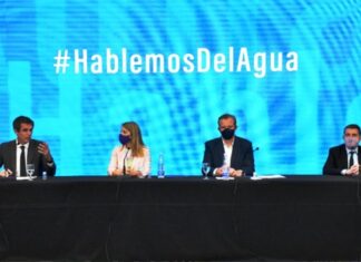 Cresto encabezó el Foro Federal Hablemos del Agua