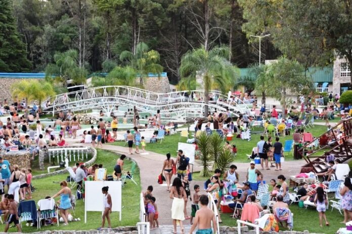 p8 - El sector turístico destacó el resultado del fin de semana