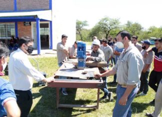 Reparan máquina para residuos