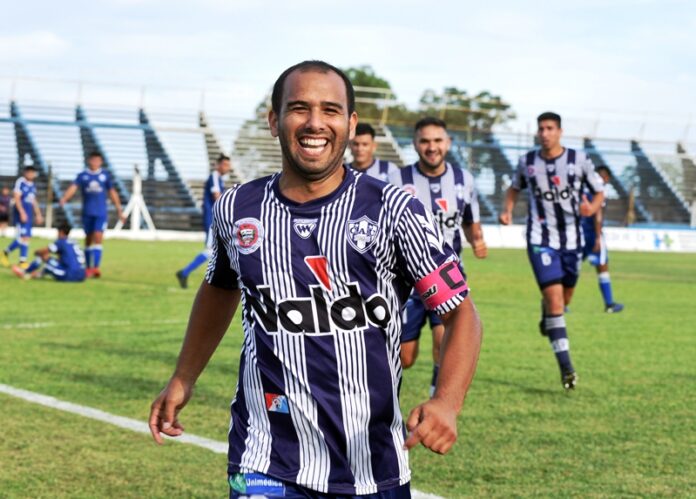 PÁGINA 4 GÓMEZ ENTREVISTA