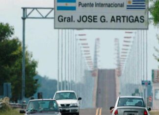 Familias binacionales piden habilitación fronteriza