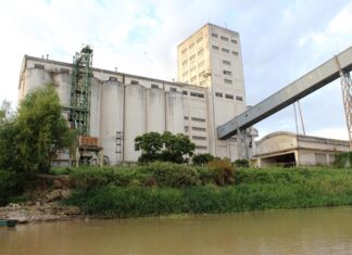 Analizan mejoras para el puerto de Diamante