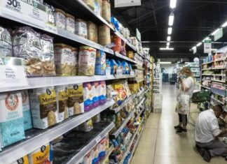 Estiman salir del congelamiento de precios con una «canasta administrada»