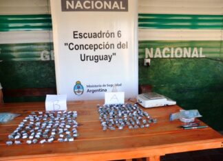 Fue sorprendido con droga fraccionada en un colectivo