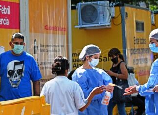Los casos de covid saltaron a 20.263 en 24 horas