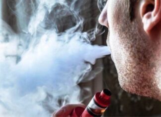 Buscan prohibir por ley el vapeo en lugares cerrados