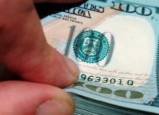 Le robaron con el cuento del tío