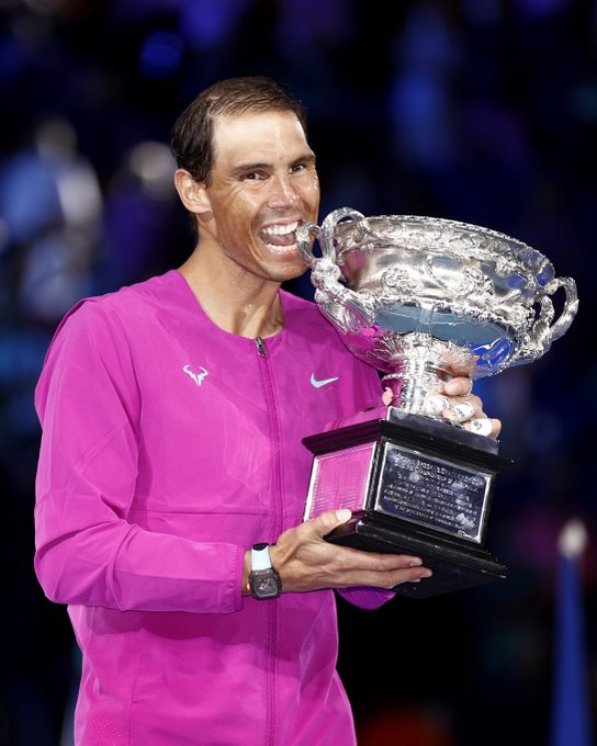 DEPORTES P 16 NADAL