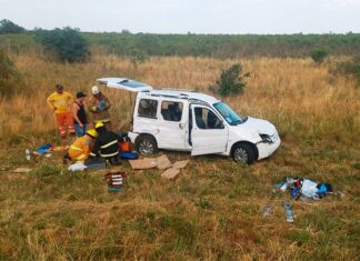 Una turista se durmió al volante y volcó su auto