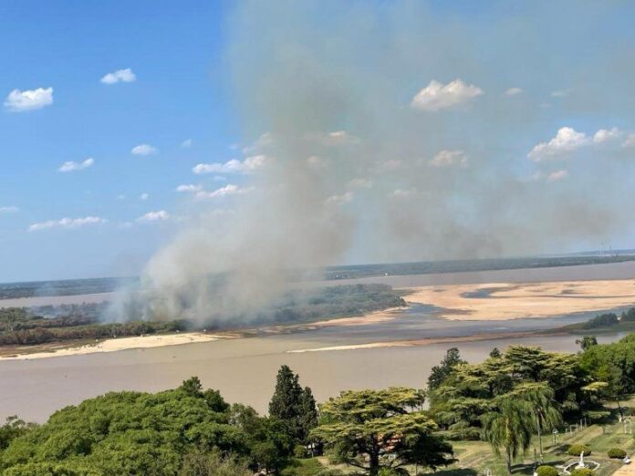 p8 - Registran nuevos focos ígneos en la Isla Puente