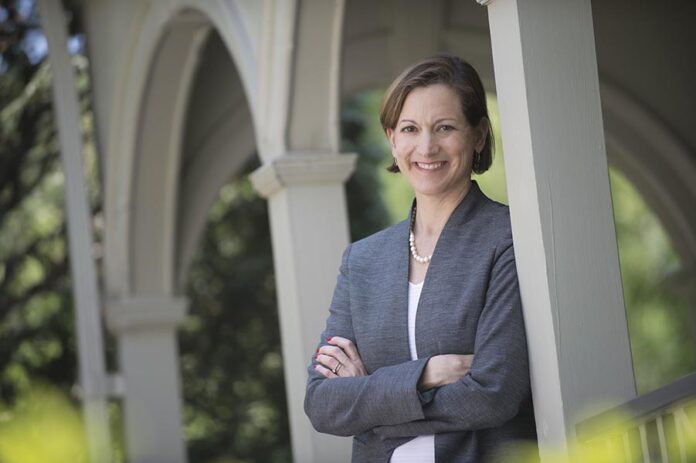 Anne Applebaum