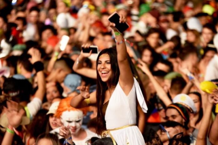 PÁGINA 8 FIESTA DISFRACES PARANÁ