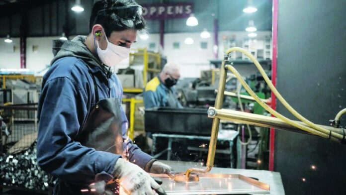 PÁGINA 9 EMPLEO PRIVADO