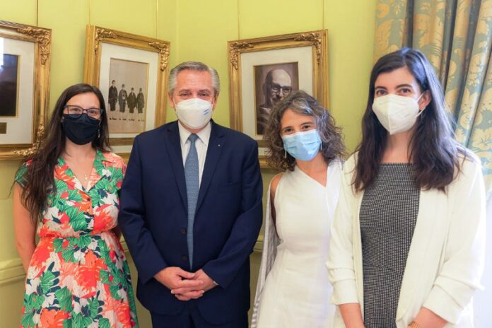 PÁGINA 9 FERNÁNDEZ CASA ROSADA PARIDAD DE GÉNERO CIENCIA